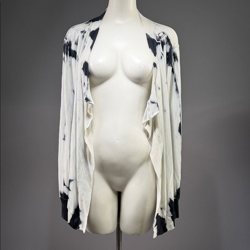 LAmade Monochrome Tie-Dye Sweater (R10) - Picture 7 of 8